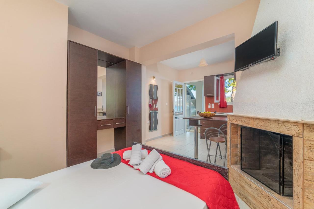 Flisvos Seaside Apartments Lygia  Ngoại thất bức ảnh