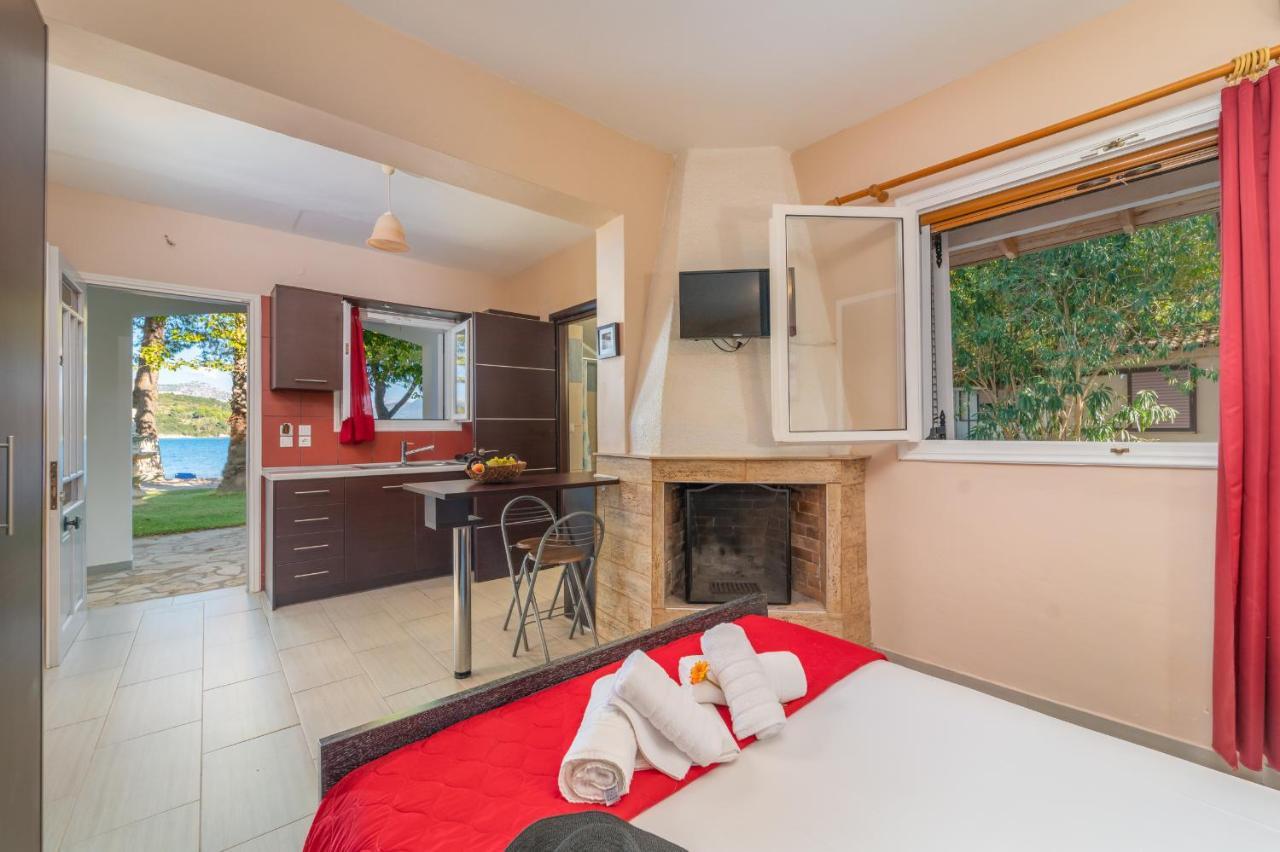 Flisvos Seaside Apartments Lygia  Ngoại thất bức ảnh